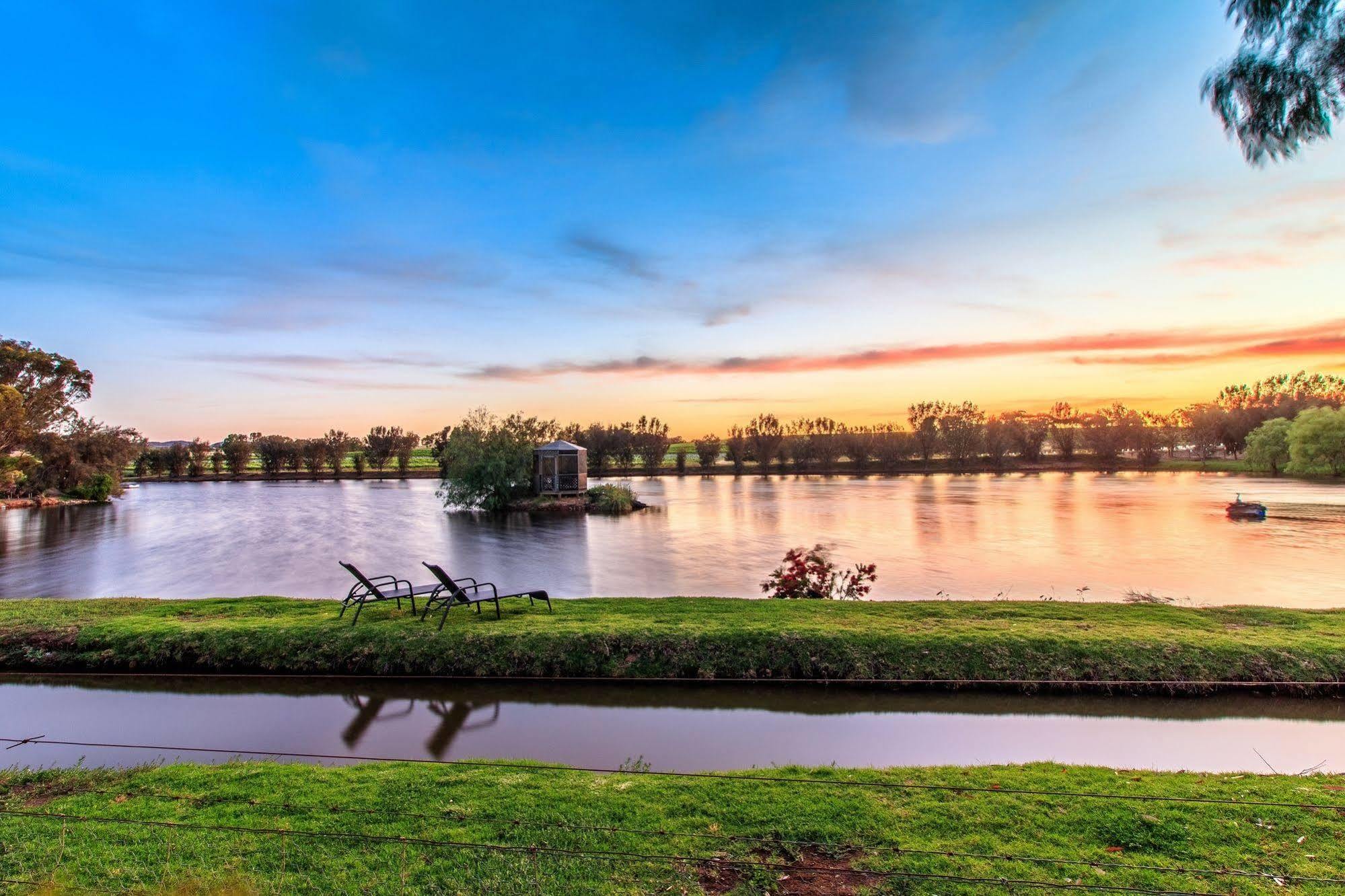 Stonewell Cottages And Vineyards ทานันดา ภายนอก รูปภาพ
